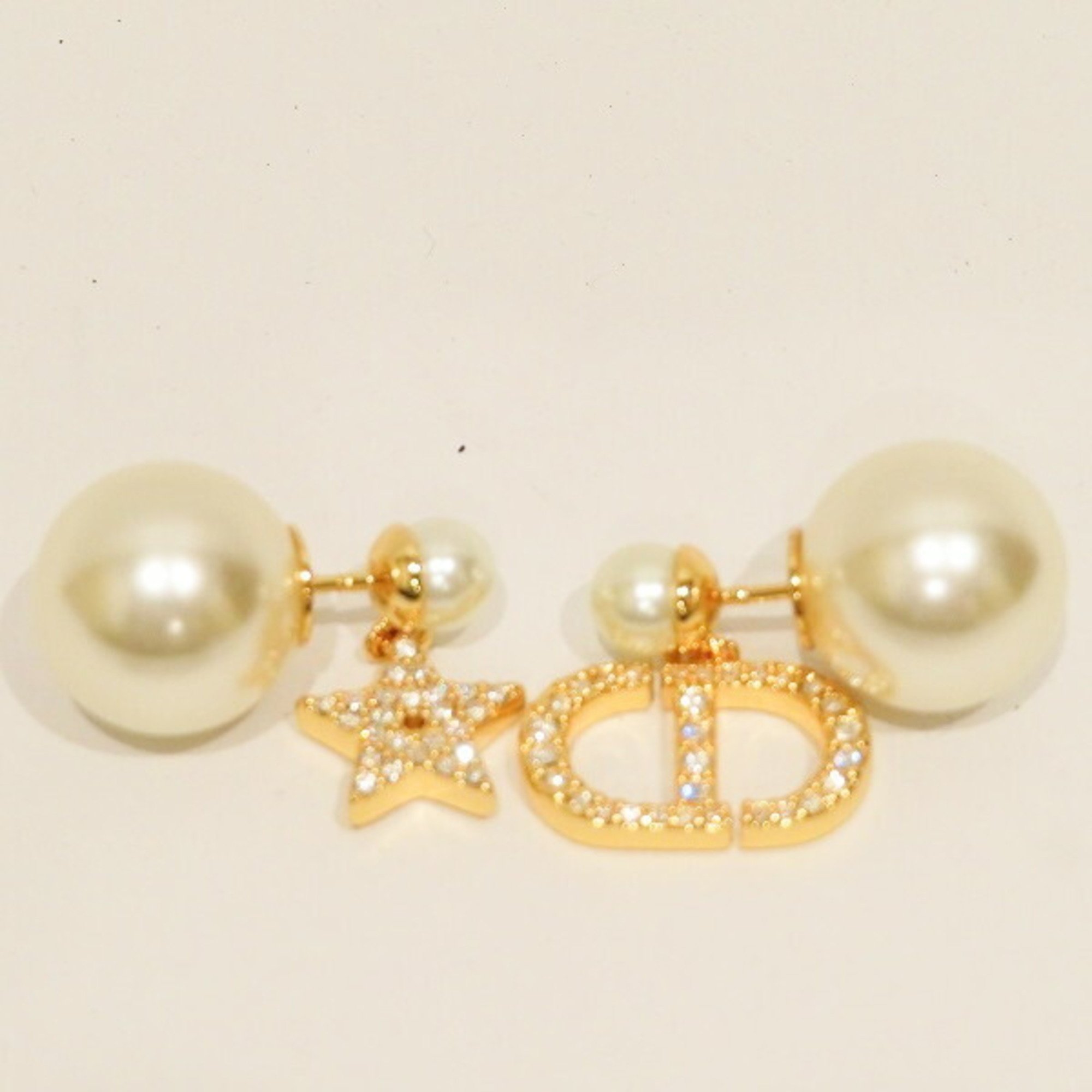 Christian Dior Dior Fake Pearl Brand Accessories Earrings Womens Christian Dior Dior Fake Pearl Brand Accessories Earrings Womens
